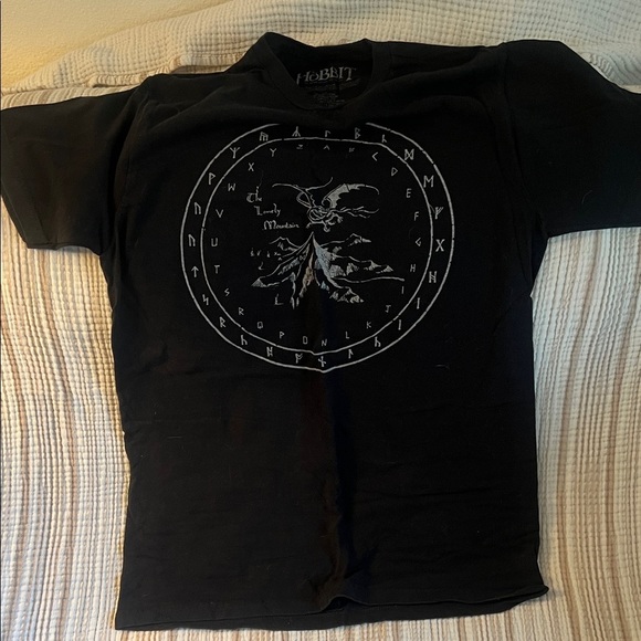 hobbit Other - Hobbit Lonely Mountain Smaug Shirt​​